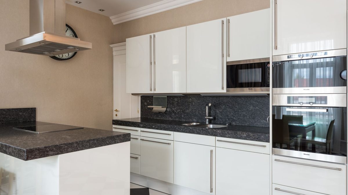 How to degrease your HDB kitchen hood