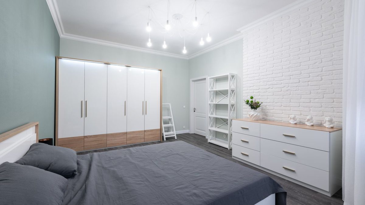 How to Prevent Mould in an HDB Wardrobe