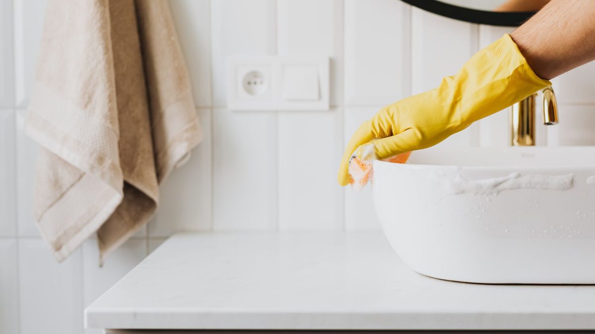 Singapore Deep Cleaning: The Build-Up Regular Cleans Leave Behind