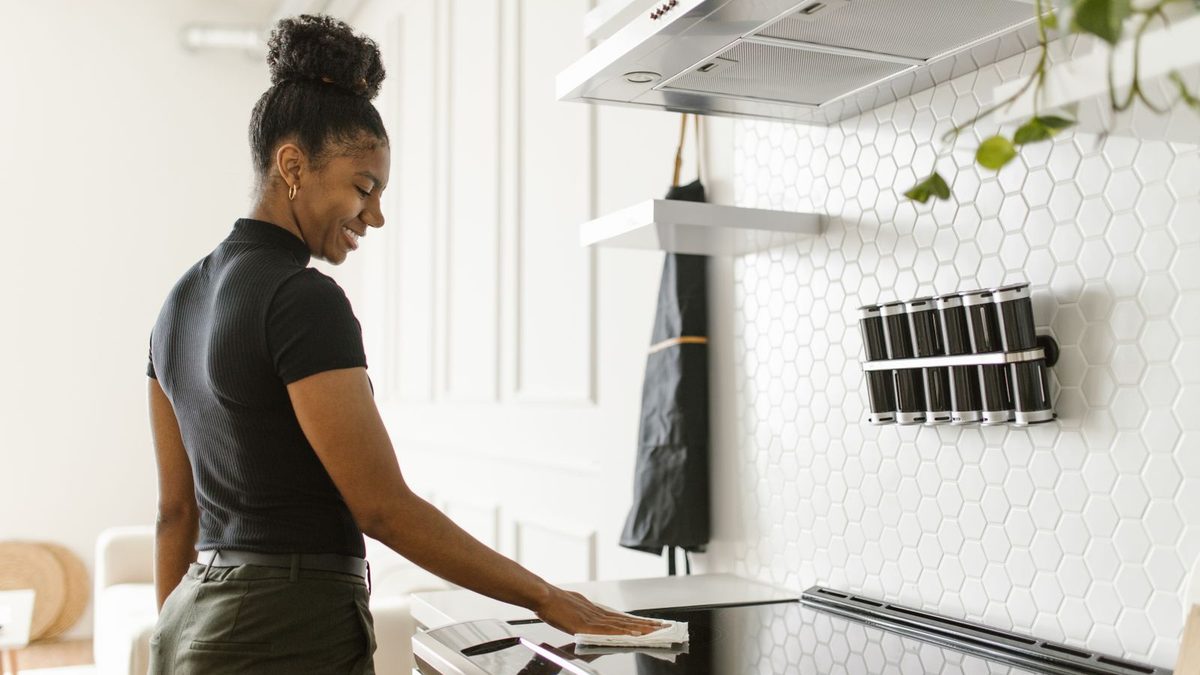 What Low Cleaning Quotes Quietly Cut From a Singapore Home